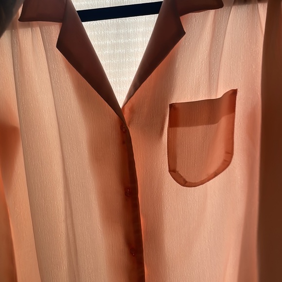 Vintage pink button down long sleeve blouse by Langtry - Picture 6 of 7